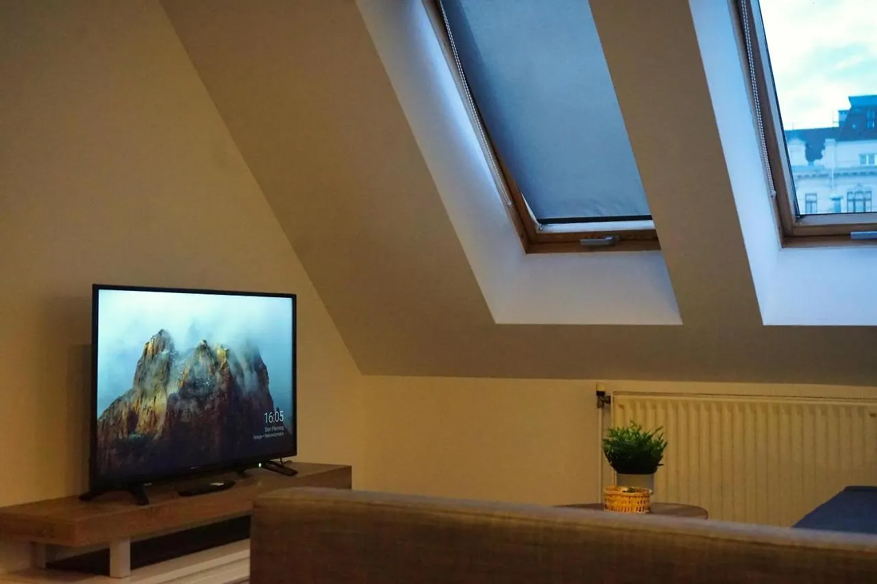 Rooftop Residence Viena 0*,