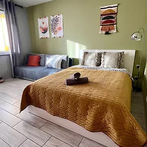 https://apt-roztocka-cosy-studio-free-parking-ac.warsawhotelspoland.com